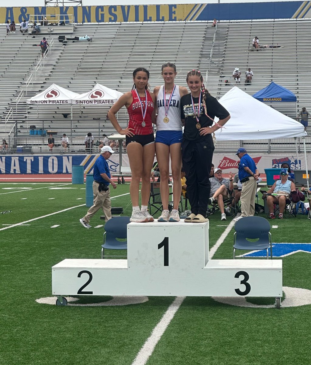 BHS_DogsSports's tweet photo. Congrats, to Kinlee Lawlis on becoming The Regional
Champion in the Long
Jump! 🎉

@BashcraftBrooke 
@Coach_JFA 
@GirlsxcBhs https://t.co/7qiSVATOlJ