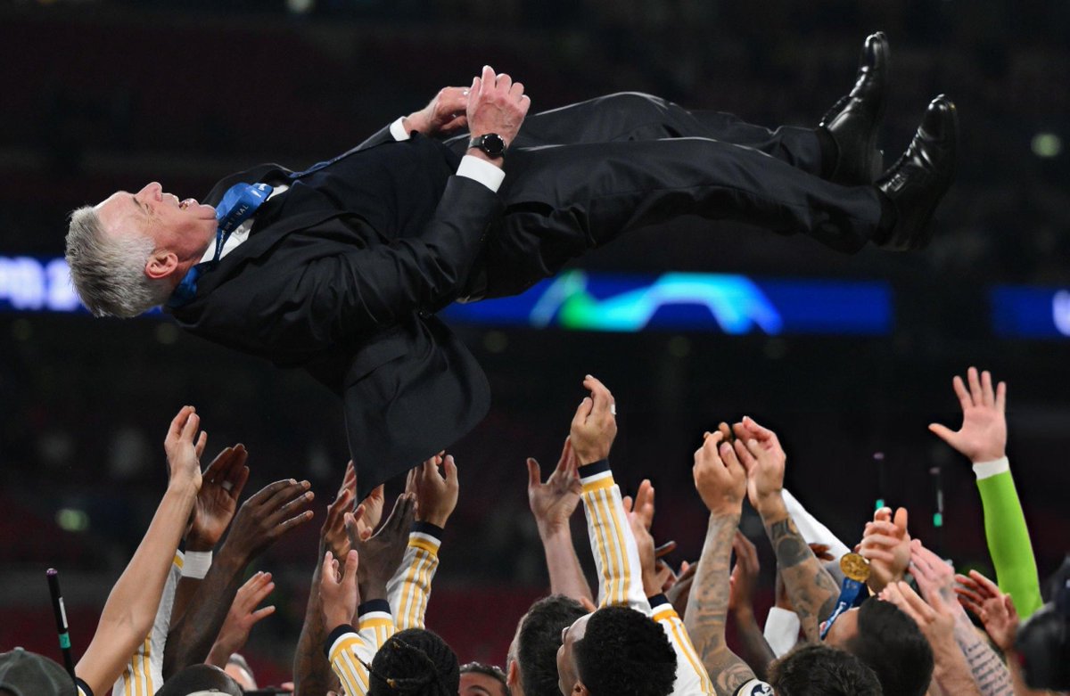 rmngifs's tweet photo. Thank you, Carlo Ancelotti https://t.co/QLm3Edr5zh