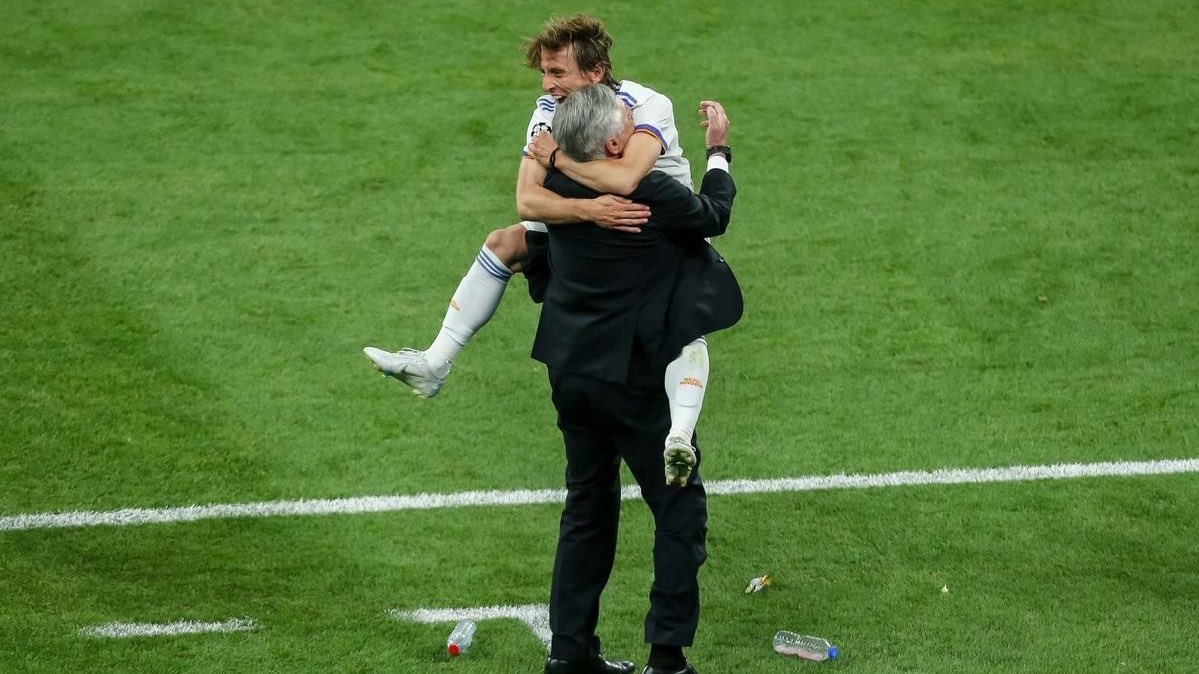 rmngifs's tweet photo. Thank you, Carlo Ancelotti https://t.co/QLm3Edr5zh