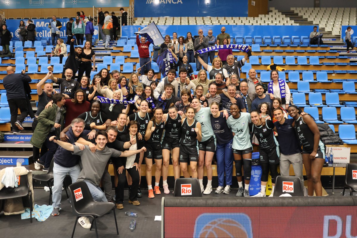 🫂 Este equipo NUNCA se rinde

Eskerrik asko guztiei. Beti, beti, beti... GOGOOOR! 🖤

#IDKEuskotren | #EtxeaBabestu