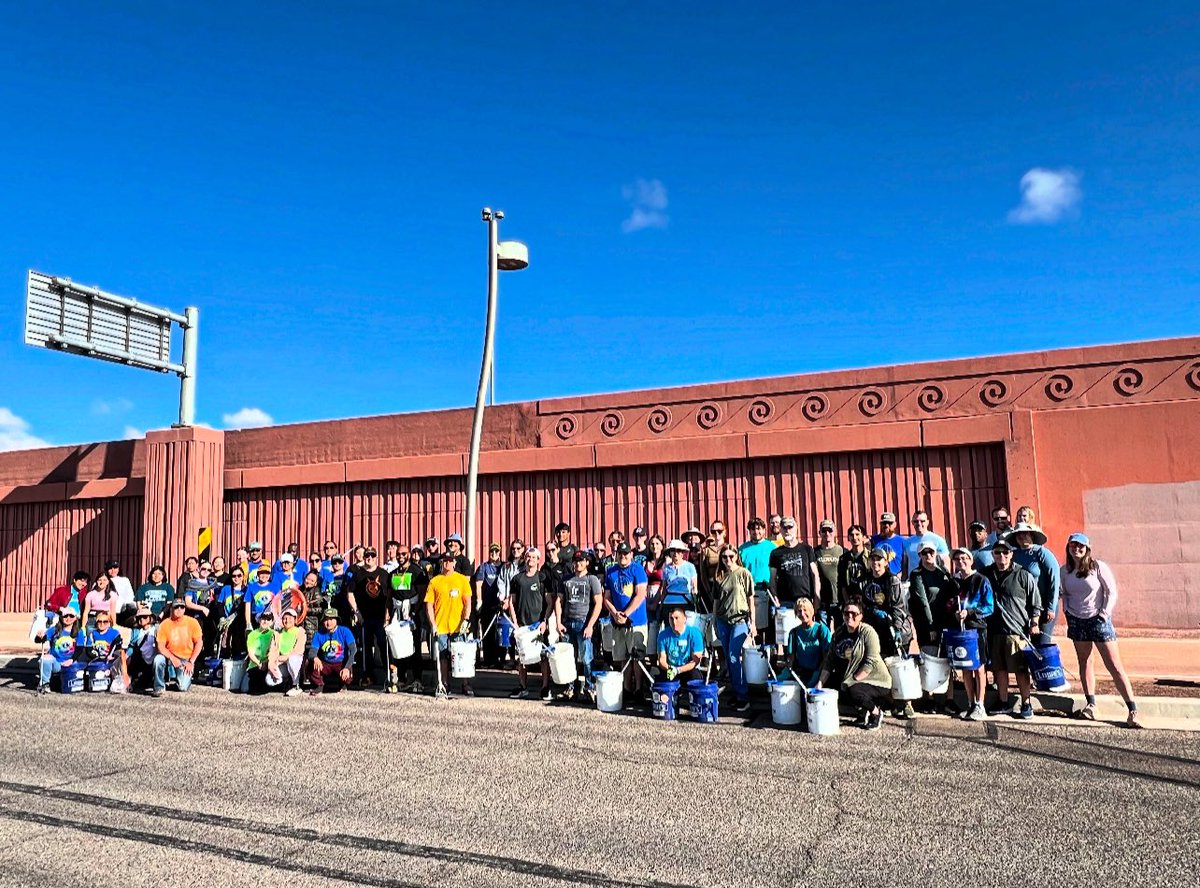 keeptempebtfl's tweet image. 🌿 Cleanup Power at LoPiano Habitat East! 🌎

This Saturday, April 19th, Keep Tempe Beautiful hosted an incredible cleanup at LoPiano Habitat East, and thanks to our amazing volunteers and community partners, the impact was HUGE!

💪 By the Numbers:
•206 volunteers
•304 hours…