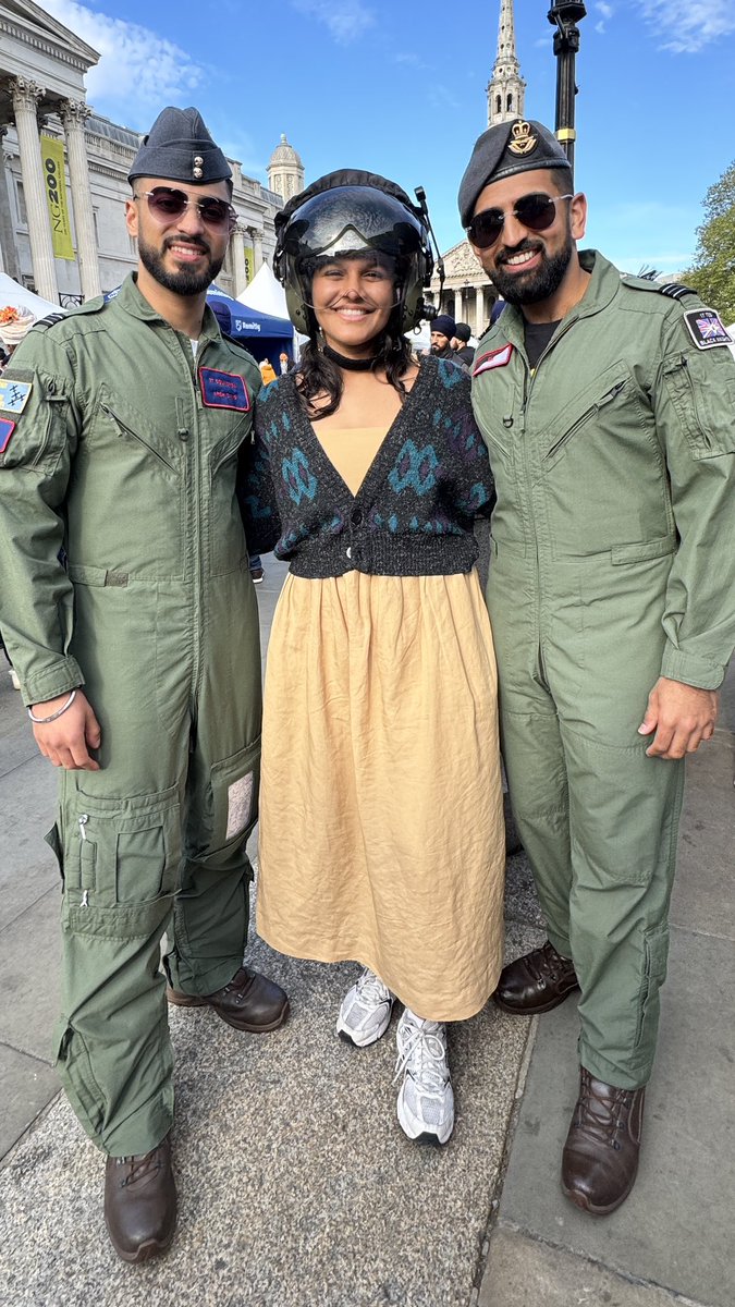 Manjeet Ghataora OBE (@raf_engineer) on Twitter photo Brilliant Vaisakhi event in Trafalgar Square today-such a fab event that gets people from everywhere to come and find out about Sikhi/Vaisakhi and our UK Armed Forces. Great to meet those I’ve met over the years and see how well they getting on too 🙏🏽<a href="/DefenceSikhNW/">Defence Sikh Network UK</a> <a href="/vaisakhildn/">VaisakhiLDN</a> Brilliant Vaisakhi event in Trafalgar Square today-such a fab event that gets people from everywhere to come and find out about Sikhi/Vaisakhi and our UK Armed Forces. Great to meet those I’ve met over the years and see how well they getting on too 🙏🏽<a href="/DefenceSikhNW/">Defence Sikh Network UK</a> <a href="/vaisakhildn/">VaisakhiLDN</a>