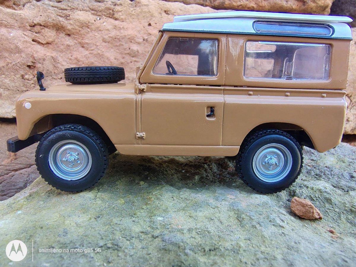 BrojcinMilos's tweet photo. The legendary Land Rover Series II 1/43 scale arived this morning
#landrover #series2 #Britishcars #4x4 #scalecar #modelcar #carcolection #vintage #Retro #Nostalgia #goldoldays #viral #fyp #foryou #like #explore #oldtimer #classiccars #yugoslavia https://t.co/7mNZMThTbI