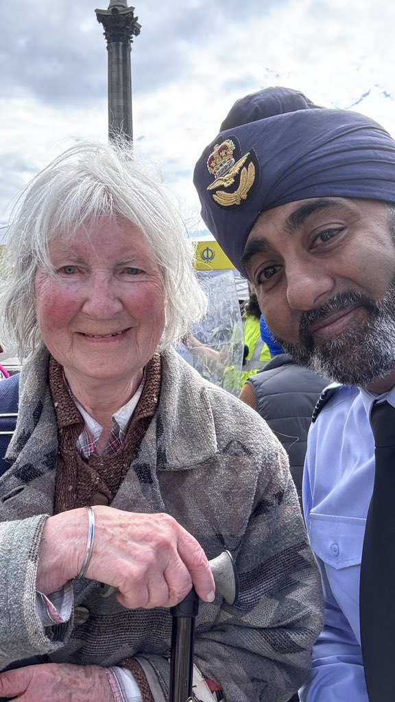 Manjeet Ghataora OBE (@raf_engineer) on Twitter photo Have to mention Irene from today’s Vaisakhi event - this amazing lady spent 16 months in India and lived 6 of those with a Sikh family in Amritsar - there in 1966 she was given a Kara (on of the sacred 5 Ks) and she had kept it on ever since! #respect
<a href="/vaisakhildn/">VaisakhiLDN</a> <a href="/DefenceSikhNW/">Defence Sikh Network UK</a> Have to mention Irene from today’s Vaisakhi event - this amazing lady spent 16 months in India and lived 6 of those with a Sikh family in Amritsar - there in 1966 she was given a Kara (on of the sacred 5 Ks) and she had kept it on ever since! #respect
<a href="/vaisakhildn/">VaisakhiLDN</a> <a href="/DefenceSikhNW/">Defence Sikh Network UK</a>