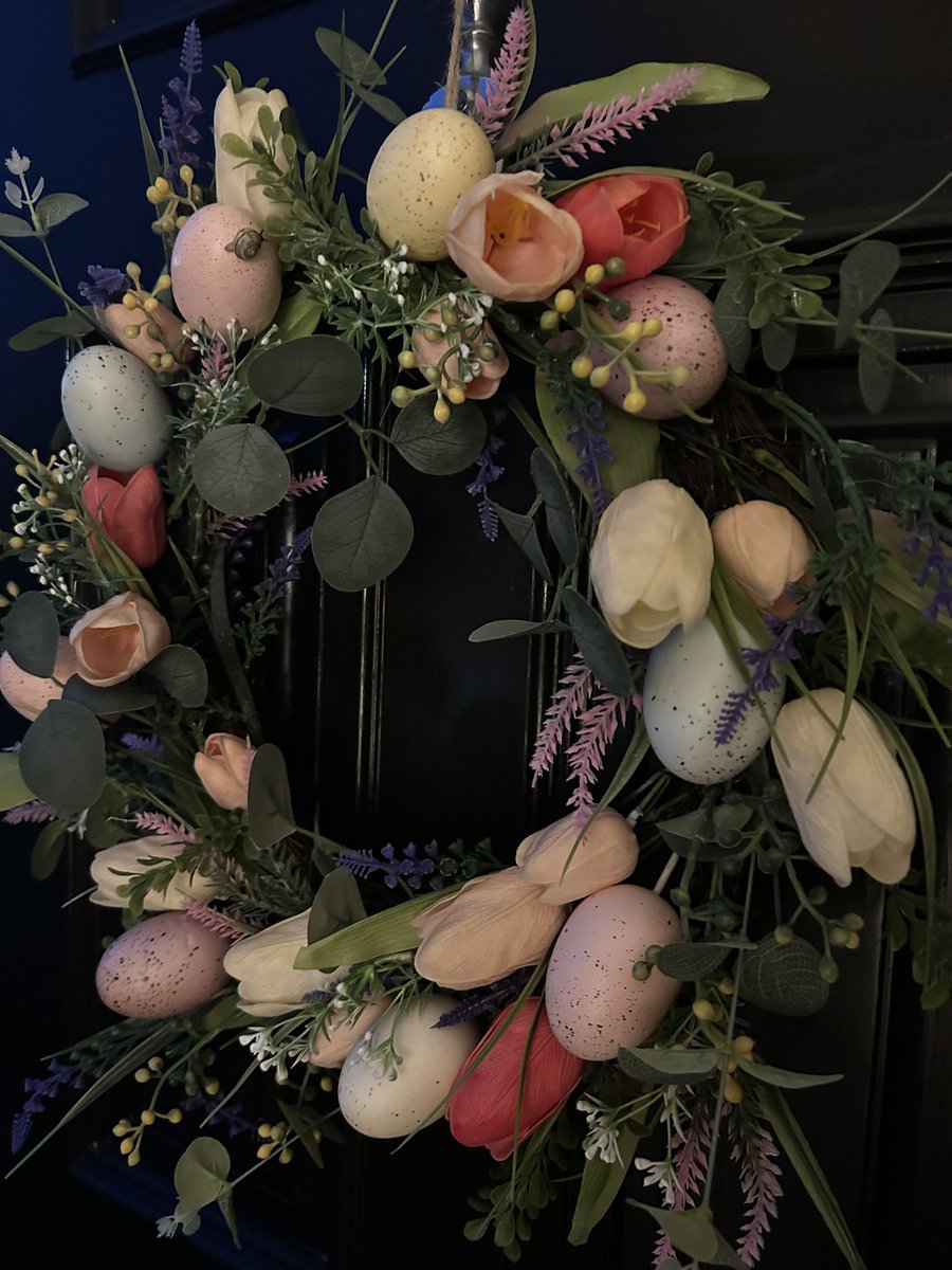 socy40's tweet photo. #penneyshun Easter 🐣 https://t.co/sjyjCEzmvL