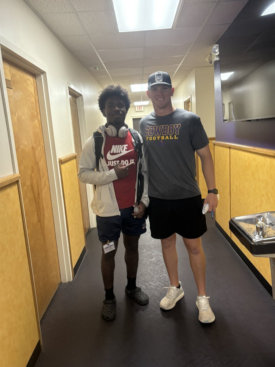 james (@jamesgrayg26) on Twitter photo That wraps up my time at Hardin-Simmons Camp. I loved the atmosphere, and competition I will for sure try to make it back there. <a href="/CoachCraigNeece/">Craig Neece</a> <a href="/MattMitchellHSU/">Matt Mitchell</a> <a href="/Coach_Kraus/">Brandon Krauskopf</a> <a href="/CoachWilk_40/">Jeff Wilkerson</a> That wraps up my time at Hardin-Simmons Camp. I loved the atmosphere, and competition I will for sure try to make it back there. <a href="/CoachCraigNeece/">Craig Neece</a> <a href="/MattMitchellHSU/">Matt Mitchell</a> <a href="/Coach_Kraus/">Brandon Krauskopf</a> <a href="/CoachWilk_40/">Jeff Wilkerson</a>