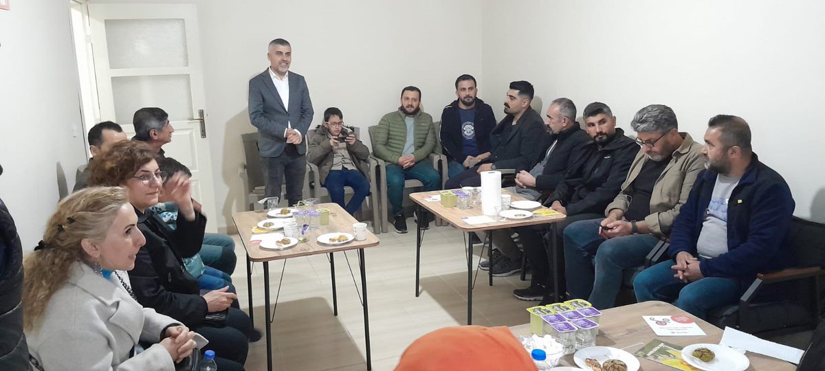 KozlkEgitimSen's tweet photo. Me avahiya xwe ya Hezo’yê vekir. Em spasiya hemû mêvan û endamên xwe yên ku beşdarî vekirinê bûne dikin.  
Kozluk Temsilcilik binamızı açılışını yaptık. Açılışa katılan tüm misafirlerimize ve üyelerimize teşekkür ederiz. https://t.co/cPQ2OB9ezS