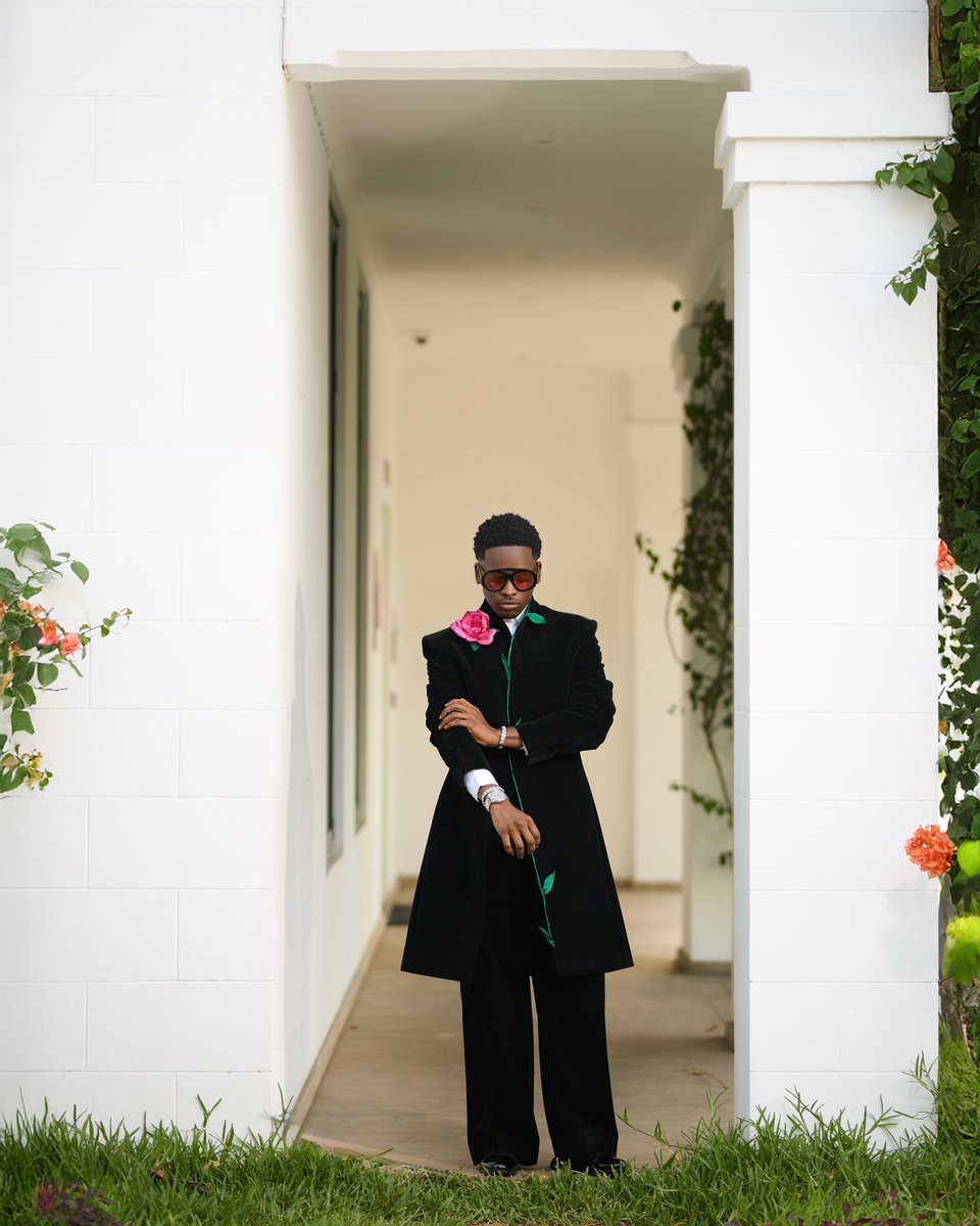 tobeszn's tweet image. today my friend says “i do” 💍❤️ #JP2025