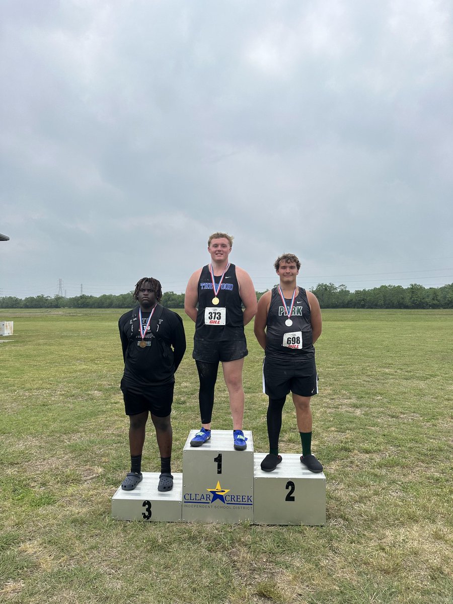 Dakoda_Dement1's tweet photo. #AGTG The ticket is punched. We are going to state🔥🔥🔥
2nd at regionals 58'6"
🥇🥇🥈🥇🥇🥇🥈
@KParkBoysXC_TF 
@MomentumThrows 
#shotput #KingwoodParkOL https://t.co/eocCmVvRda