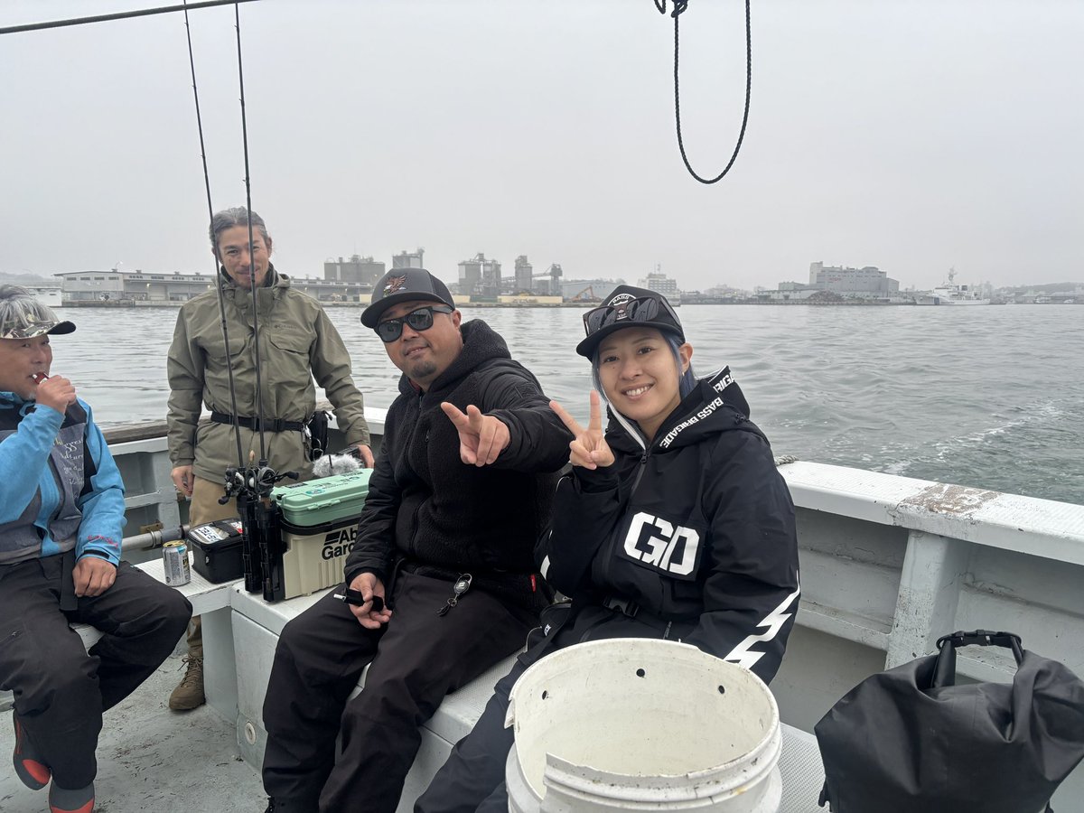 ik4UkrARsB0hqZd's tweet photo. 今日は釣りです🎣

YG.laboのお二人と
塩竈ボートロックトーナメントに参戦！

#NOIKEマーケティング
#YGlabo https://t.co/rYlj5KO6WF