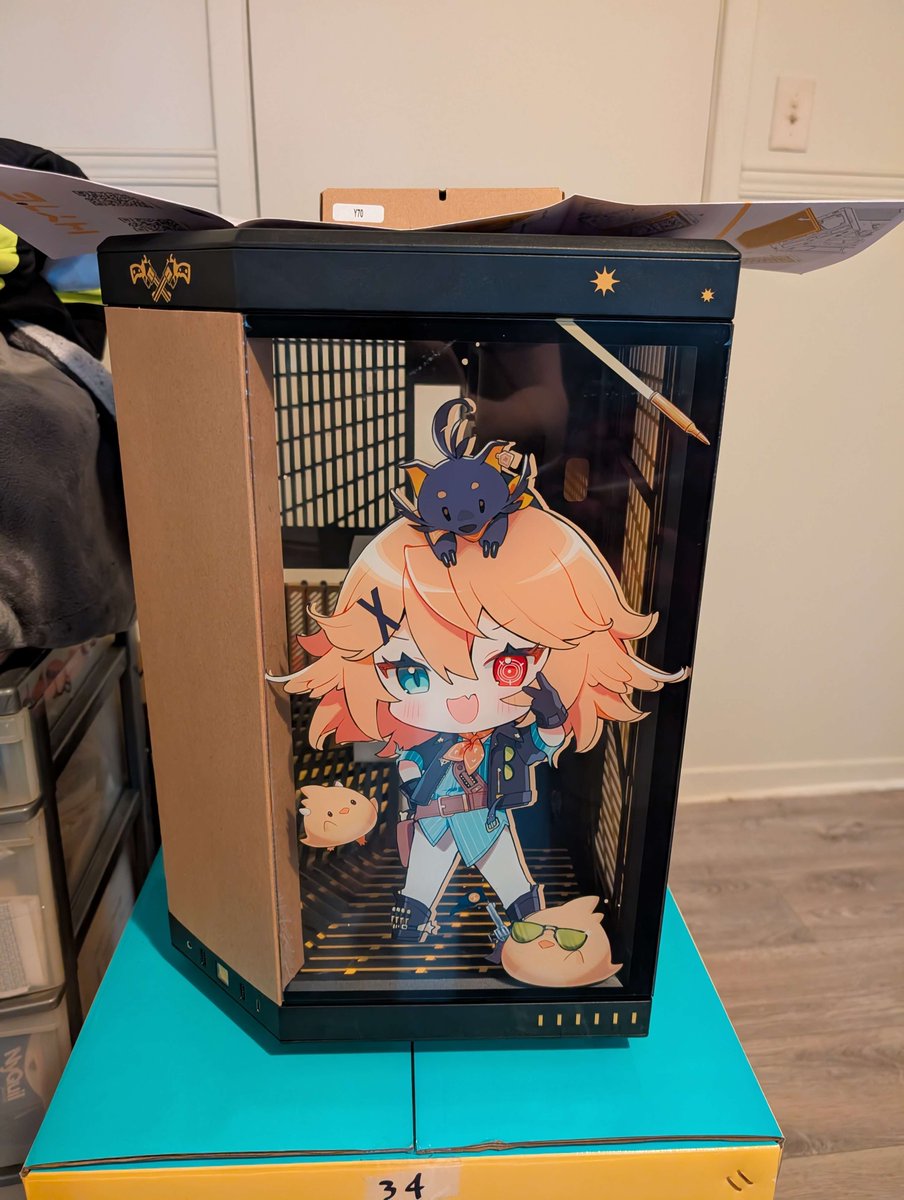 SmartMinion1's tweet photo. I'm doing my new build in this wonderful case!!!

#Dokibird https://t.co/4Hw1aM9RL2