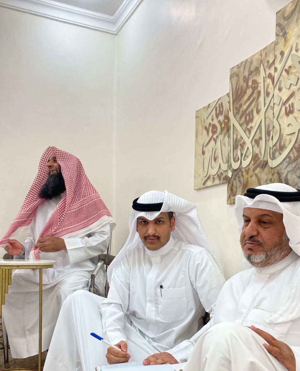 TAWASL_ALGHESH's tweet photo. نهنئ ونبارك أبن العم 🇰🇼

فهد علي صياح الهيهي

عقد قرآنه
اللهم بارك لهما وبارك عليهما واجمع بينهما علي الخير https://t.co/mWNGtAlWey