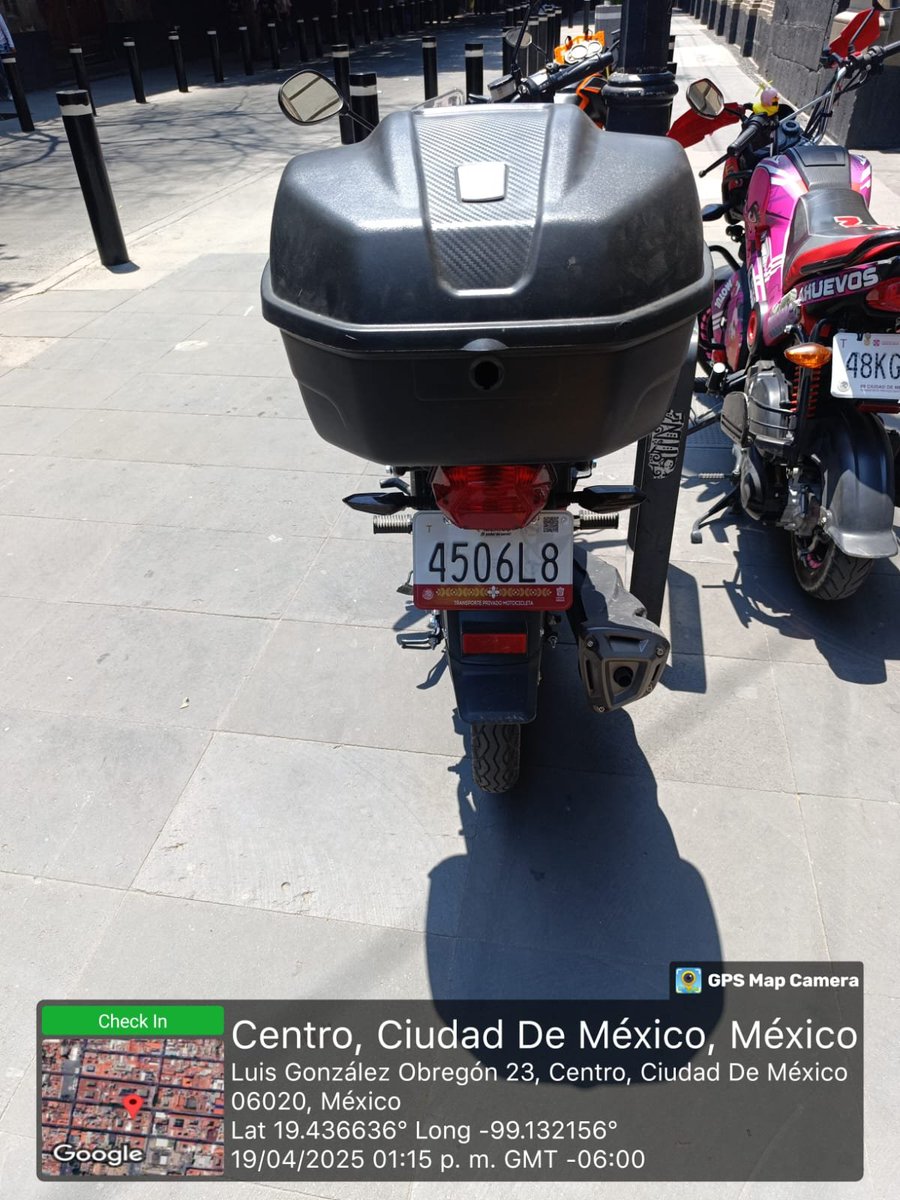 UCS_GCDMX's tweet photo. @moon_see @OVIALCDMX @AlcCuauhtemocMx En atención a su reporte acudió Policía de #TransitoGCDMX, al arribar al lugar se realiza la sanción correspondiente conforme al Reglamento de Tránsito, se implementa dispositivo de seguridad. https://t.co/s3v3fly2N6