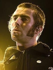 MysticScissors's tweet photo. Id bottle the grease from Liams sideburns w my tongue and wear it like perfume. I want them matted with sweat and dragging across my face. Id gnaw on those burns like moldy candy I found under a pub bench. Ive never wanted my pussy exfoliated by facial hair this filthy in my LIFE https://t.co/dUWGM4zjmM