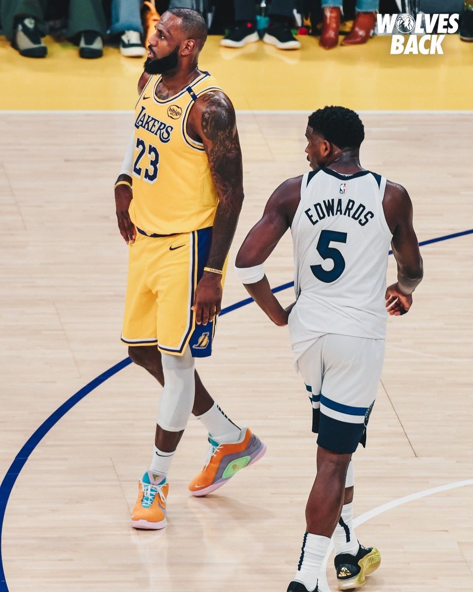 TONIGHT. 🍿