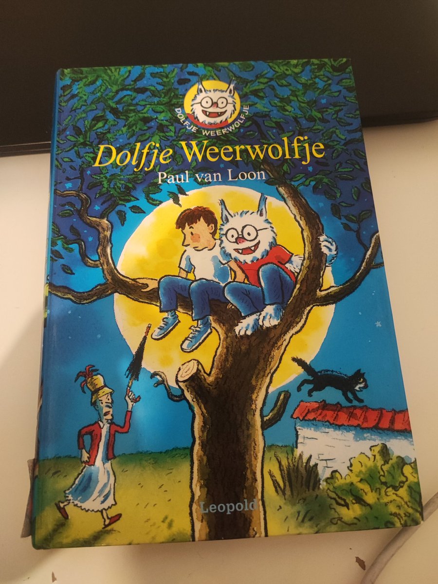 Aden_531's tweet photo. Otu küsür yasinda cocuk kitabi okuyoruz. Hayat iste okutturuyor.
Okuyoomm been.😁
#Nederlands #iyigeceler #sevbas https://t.co/EMLqbKYt2N