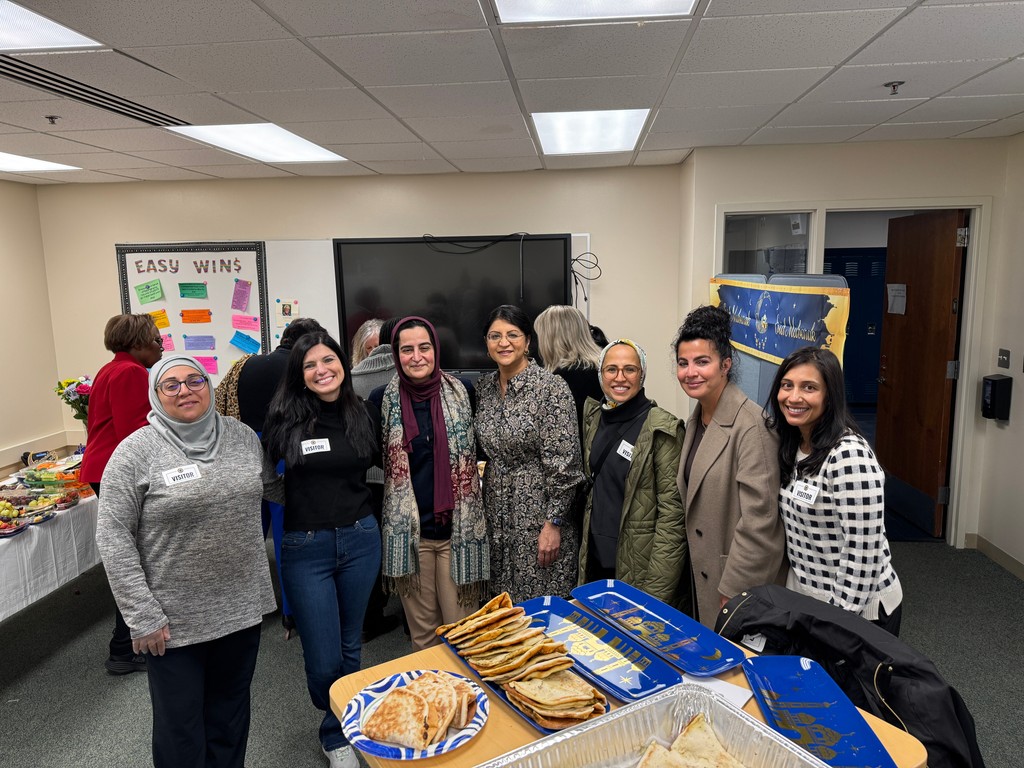 DCDSchool's tweet photo. A special thanks goes out to our families who brought in lunches in celebration of Eid for all of our faculty - Lower, Middle, and Upper Schools. Our teachers' bellies were full, and they also felt appreciated. Thank you, families! #DCDSCommunity https://t.co/8nIEPCtUlf