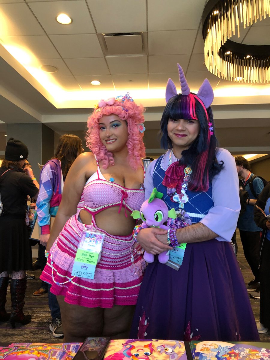 I love the herd <a href="/BABSCon/">BABSCon: Bay Area Brony Spectacular</a>