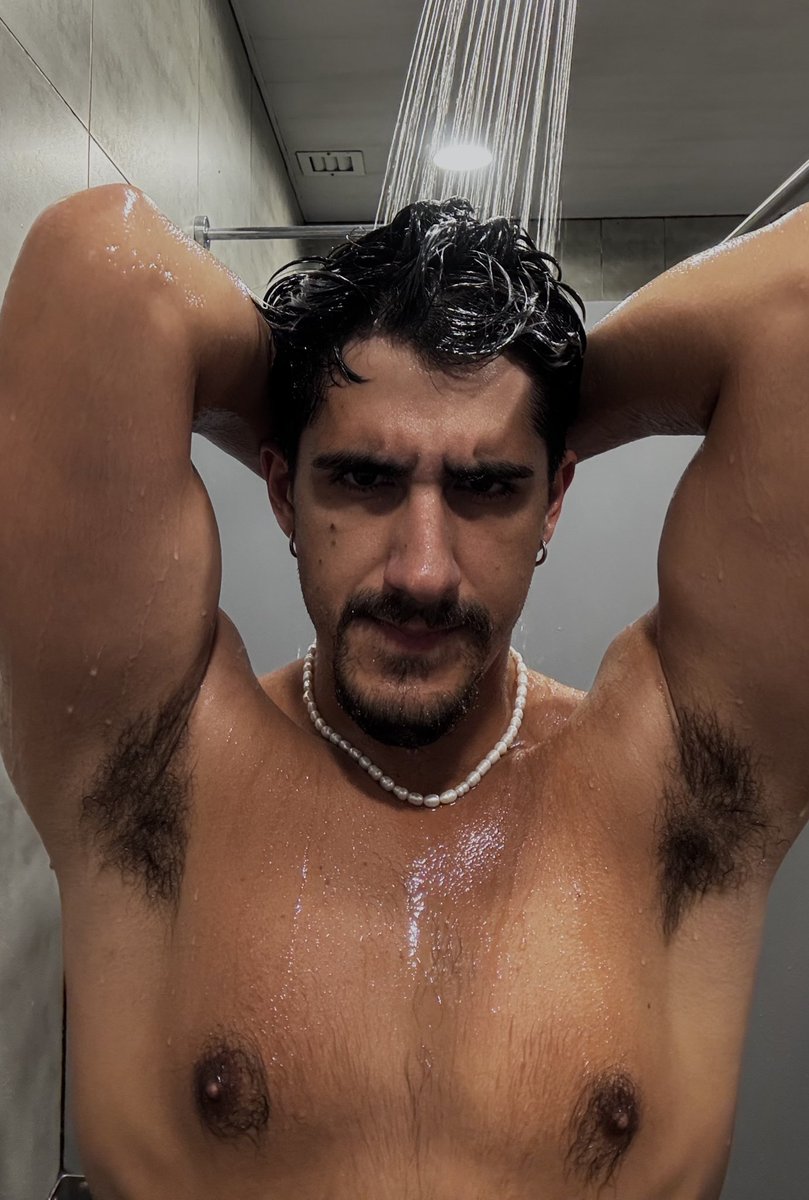 AleForaco's tweet image. sniff sniff