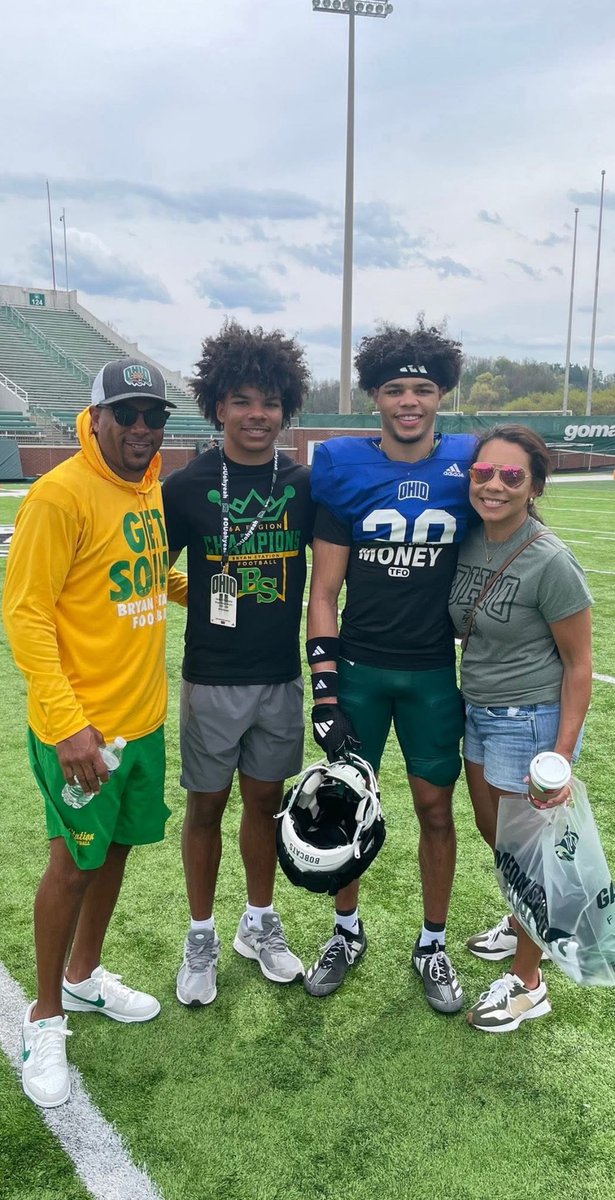 J.T. Haskins Sr. (@jthas3) on Twitter photo Spring Ball ‘25 <a href="/OhioFootball/">Ohio Football</a>
<a href="/jthaskins3/">JT Haskins</a>
<a href="/Jordan_haskins3/">Jordan Haskins</a>
<a href="/HaileyHaskins03/">Hailey Haskins</a> missing <a href="/jaidyn_haskins/">Jaidyn Haskins</a> Spring Ball ‘25 <a href="/OhioFootball/">Ohio Football</a>
<a href="/jthaskins3/">JT Haskins</a>
<a href="/Jordan_haskins3/">Jordan Haskins</a>
<a href="/HaileyHaskins03/">Hailey Haskins</a> missing <a href="/jaidyn_haskins/">Jaidyn Haskins</a>