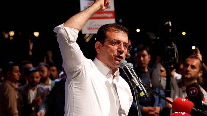 Ekrem İmamoğlu: 

"İsrail’de bile Netanyahu karşıtı gösterilere izin verilirken; barışçıl bir yürüyüşe geçit vermeyenleri milletimizin vicdanına havale ediyorum"