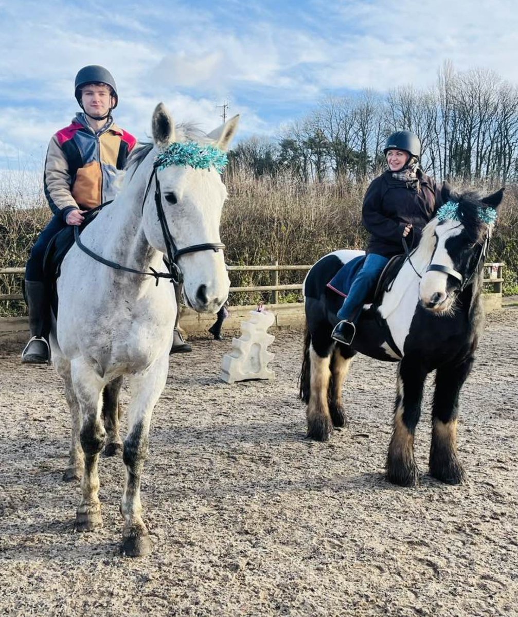 Sarah Simons tweet media