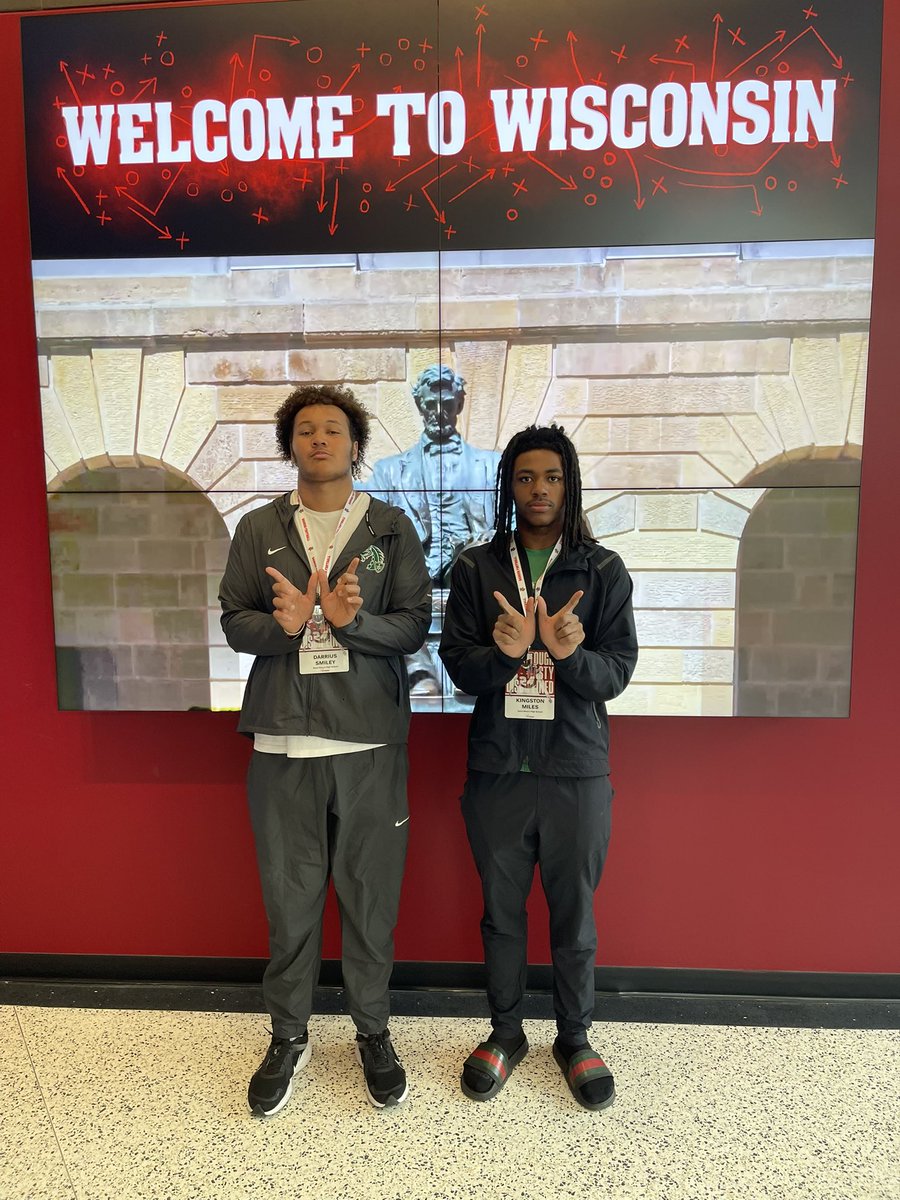 DarriusSmiley72's tweet photo. Had an amazing day at the university of Wisconsin can’t wait to be back on campus again June 15 @CoachBlaz @ChrisBrooks83 @314Bigs @JPRockMO https://t.co/4ikOfTRcJQ