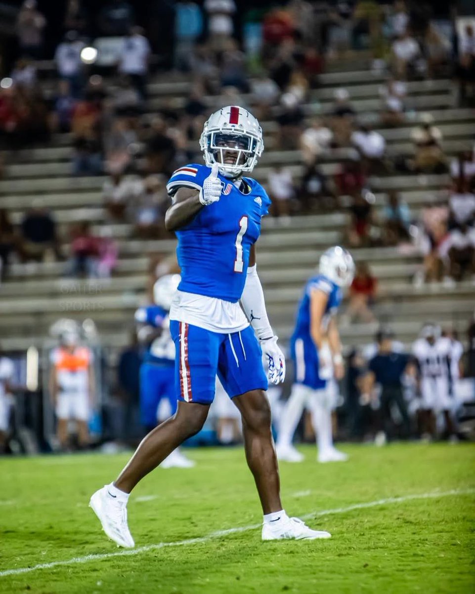 RivalsPortal's tweet image. West Georgia WR Karmello English is visiting Wisconsin on Monday, per @APSportsAgency 

The former 4⭐️ previously played at Michigan