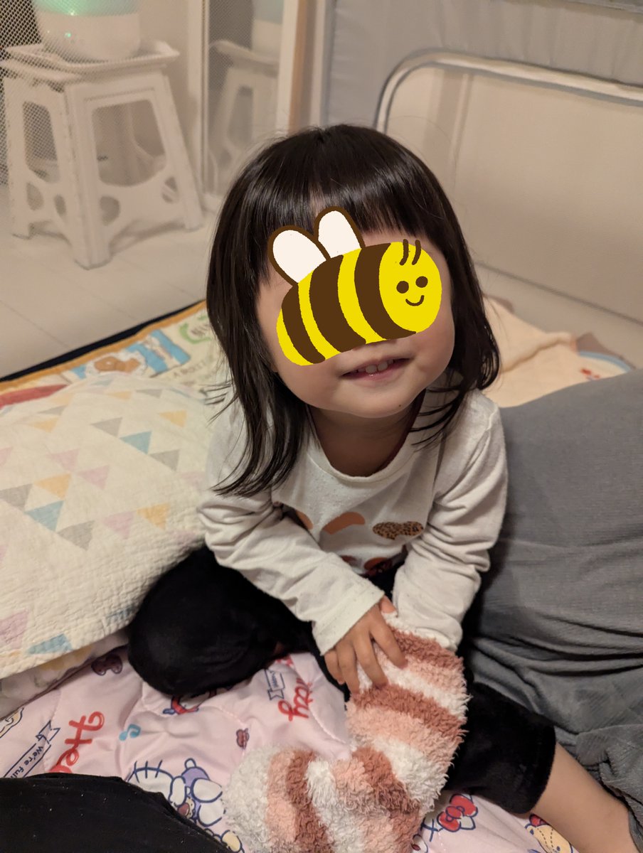 いっぱい遊んであげよう。惜しみない愛情をかけてあげよう。子どもたちのためなら何でもしてあげたいと思ってた。でも優しい声で「ママ！」とニッコリ笑った２歳の娘をみてふと気づいた。私のほうがたくさん愛情をもらってない？それに気づいて、一生懸命話しかけてくる娘がさらにいとおしくなった。