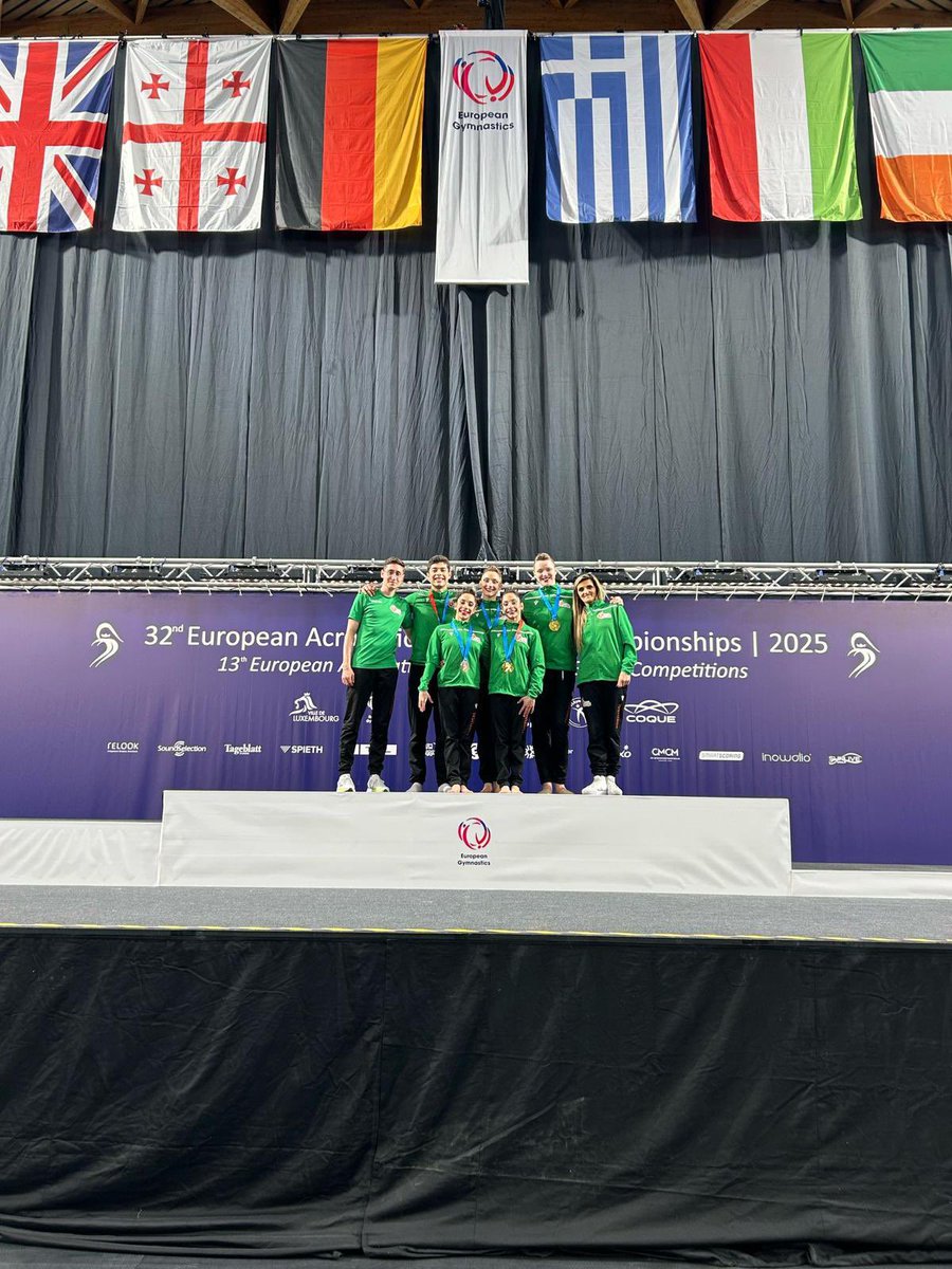 SCPModalidades's tweet photo. Vários Leões da #GinásticaSCP no pódio no Campeonato da Europa de Acrobática All Around 🤩

▪️ Duas medalhas de ouro 🥇 para o trio Alícia Santos, Leonor Carreira e Ema Fernandes.
▪️ Medalha de bronze 🥉 para a dupla Lara Fernandes e Guilherme Henriques. https://t.co/WHhMkFCh8W
