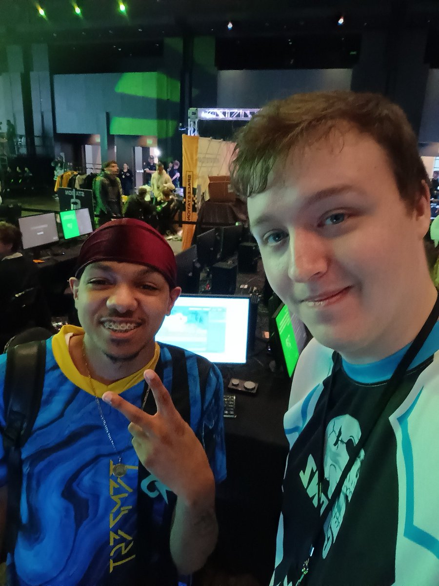 HCS_Takedown's tweet photo. Me and @DzzyJL here Magico and his duo didn't make round 1 so we advance. I know me and Dzzy are doing 1v1 finals in an hour so we might go do that instead. :) https://t.co/qX7iRXxXZ4