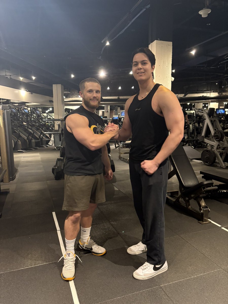 Randomly met Jeff Nippard at the gym LMFAO