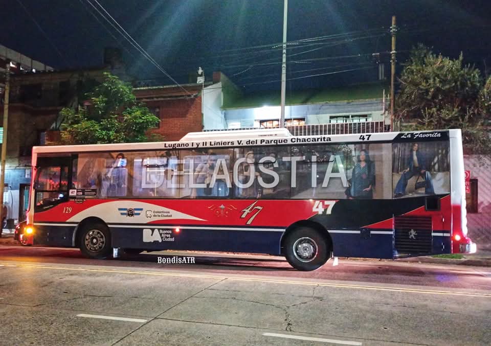 BondisATR's tweet photo. El único #LaFavorita con plotter munipa en la #Linea47: el 129 https://t.co/7yTGIKucPv