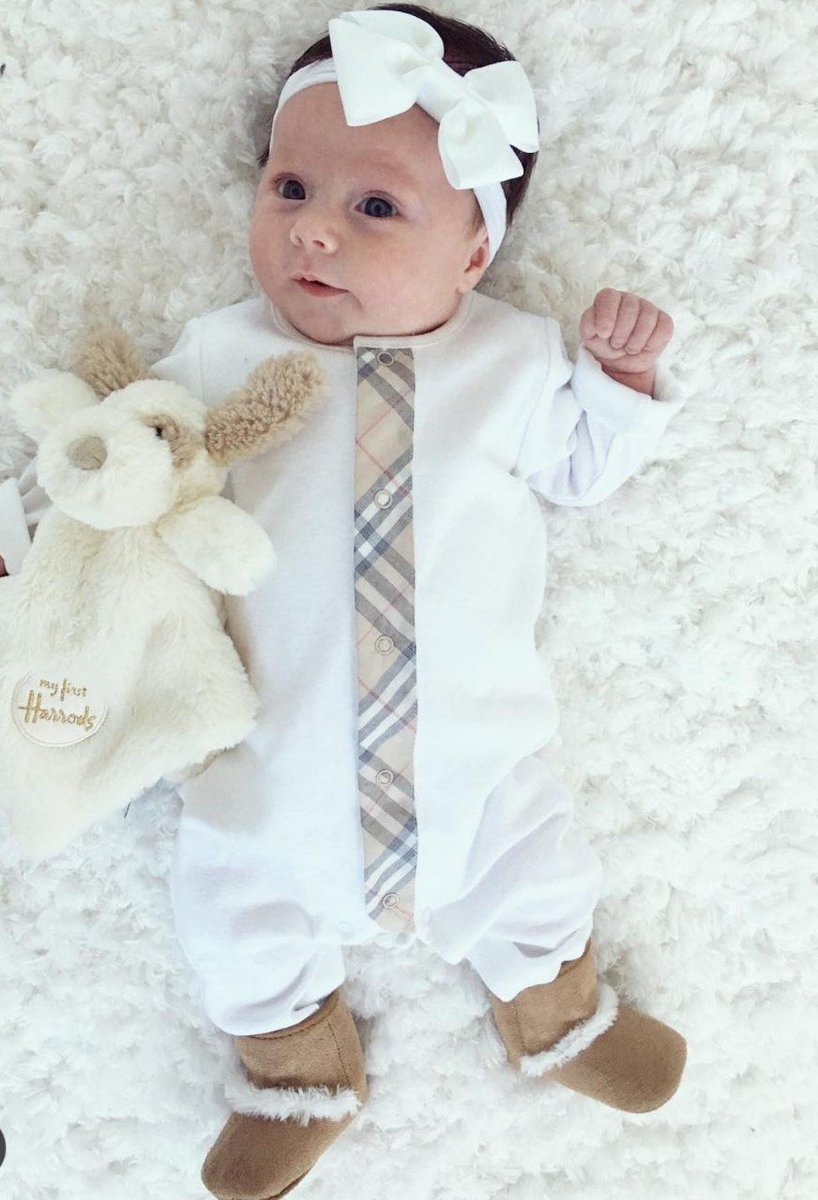 devilmelx's tweet image. ah meu amorzinho se você soubesse o amor que você despertou em mim, e a forma que me cura dia após dia, você nesses poucos dias de vida, tem me ensinado tanta coisa, me deixando mais forte a cada novo dia.... eu te amo tanto tanto minha pipoquinha linda 💕