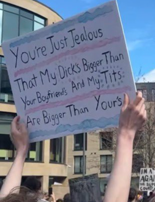 Clive Simpson tweet media