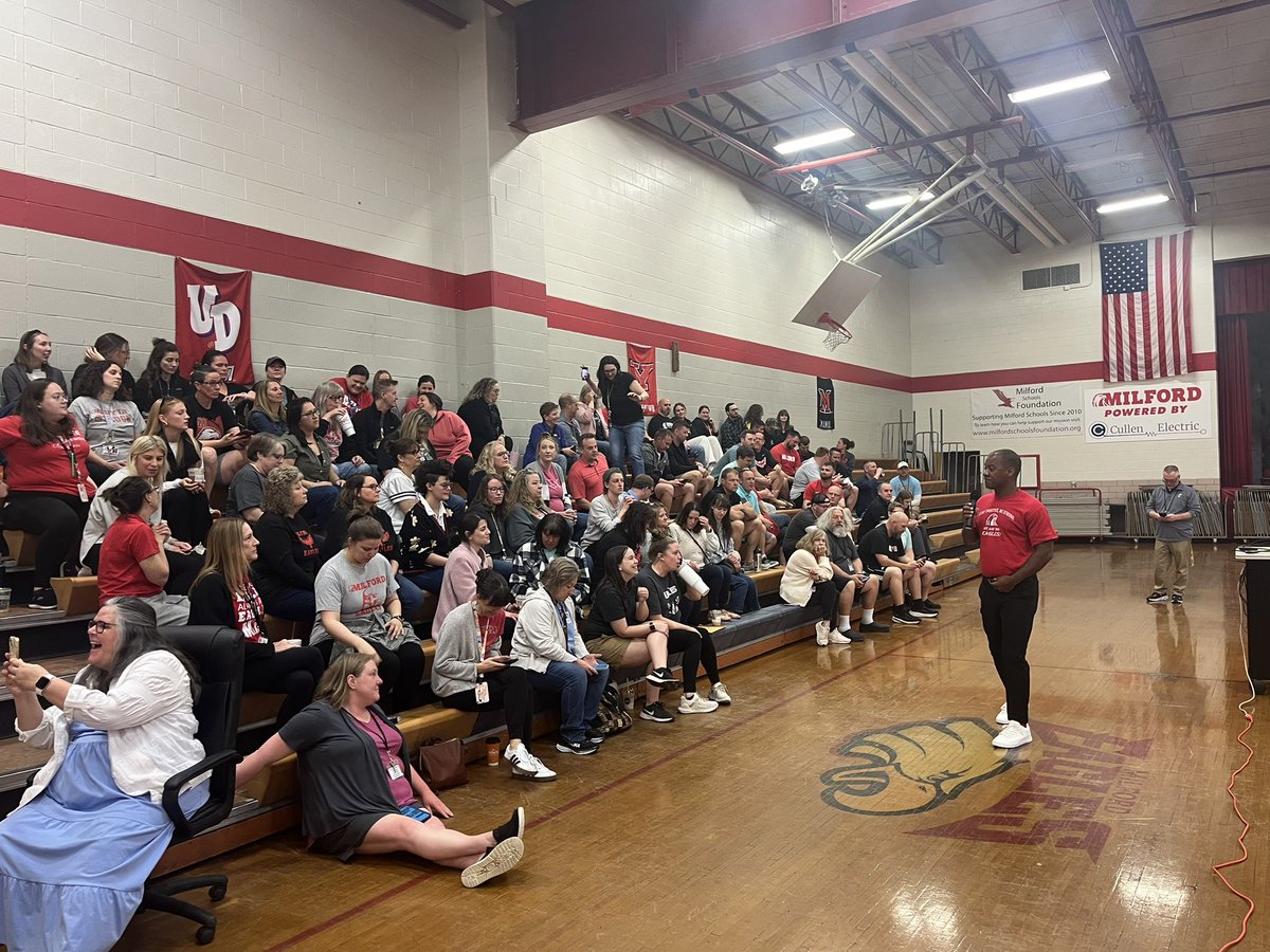 What a perfect day! Our 6, 7, &amp; 8 grade staff came together for the first time! A huge shoutout to our amazing guest speaker, thank you <a href="/Styles_MarlonJr/">Marlon Styles</a> !! <a href="/Milford_Schools/">Milford Schools</a> <a href="/Milford_Super/">MilfordSuper</a> @MjhToddwells