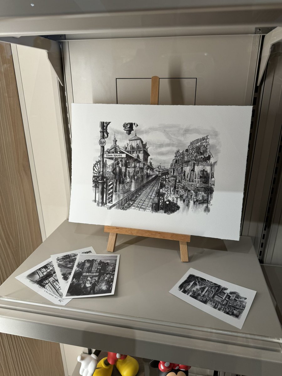 Encore une belle journée pour Disneyland Paris avec le lancement du Disney Music Festival et l’ouverture des nouvelles boutiques du Disney Village ! ✨