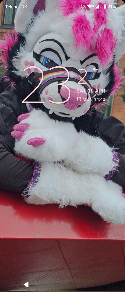 Show off your lockscreens :&gt;