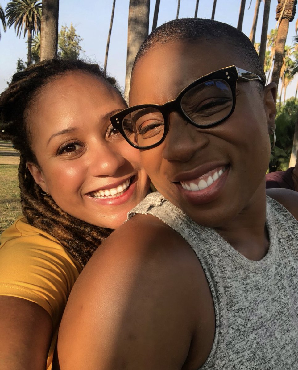 sapphicslike's tweet photo. married couple hen wilson and karen wilson from 9-1-1 https://t.co/Ta5f52gEaR