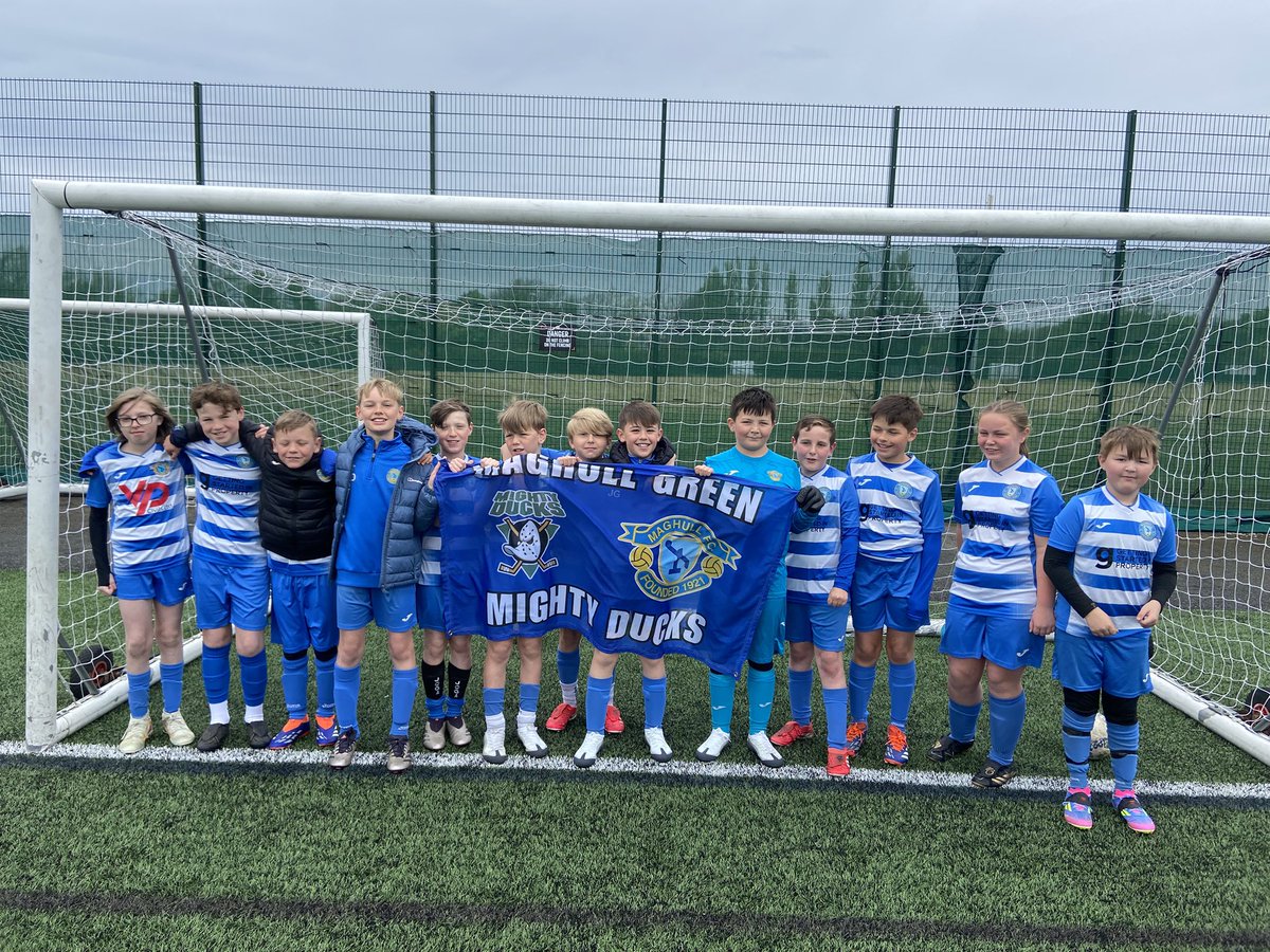 maghullgreenU10's tweet photo. Just can’t seem to get one over the line 😤 a top effort again from the kids in our Easter tournament ..made it all the way to the final and lost out on pens 🙁 well done to our GK ste who won player of the tournament ..proud of you all https://t.co/Eq8lfQeG6V