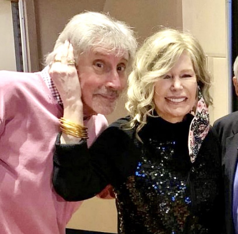 Loretta Swit tweet media