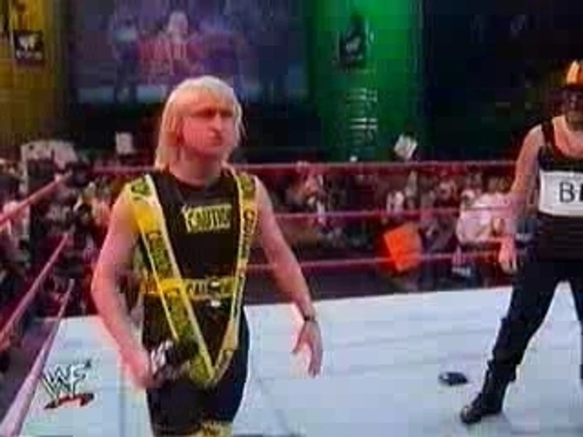 ProtocolSon22's tweet image. Naomi out hear in the owen Haet parody gear #WWE #WrestleMania41