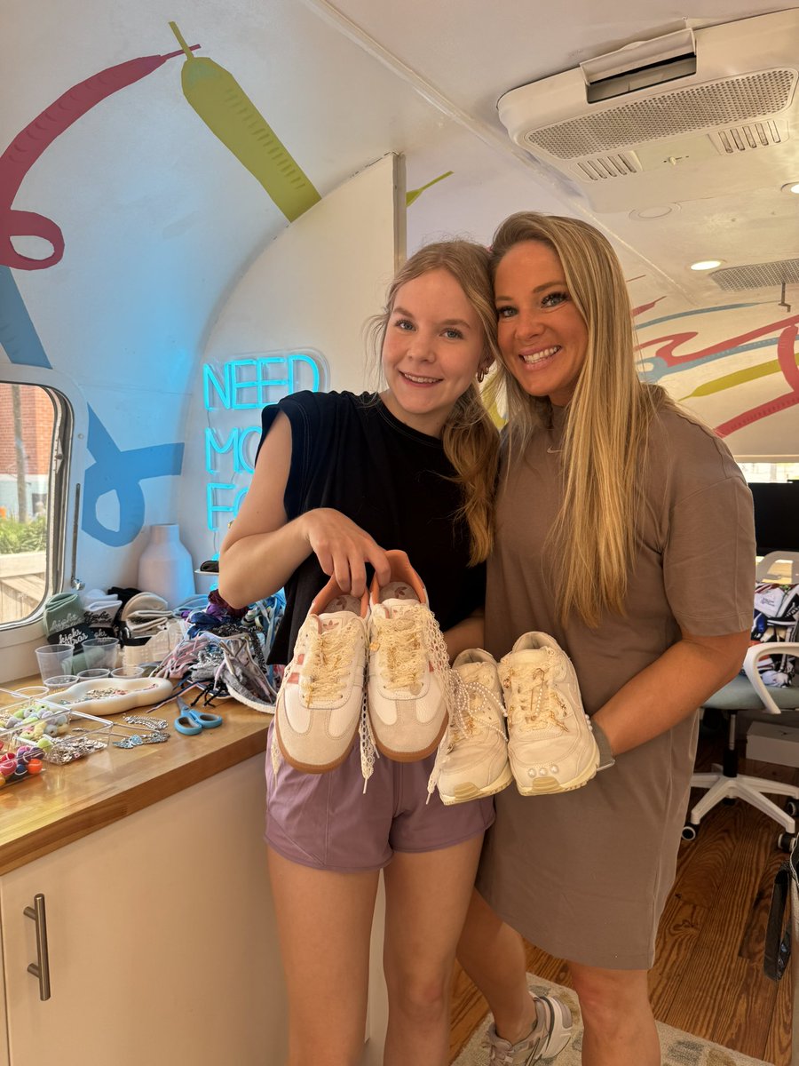 Spring break fun! Our Kick Carm Bar Sessions are always a good time! Just ask <a href="/cgreene12685/">Catherine Greene</a> 🥰💕!