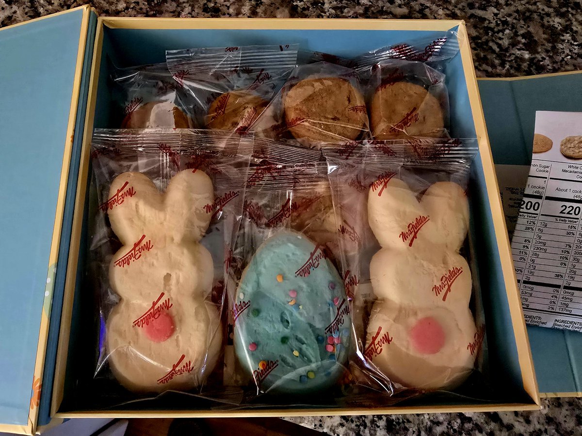 De La Feld tweet media