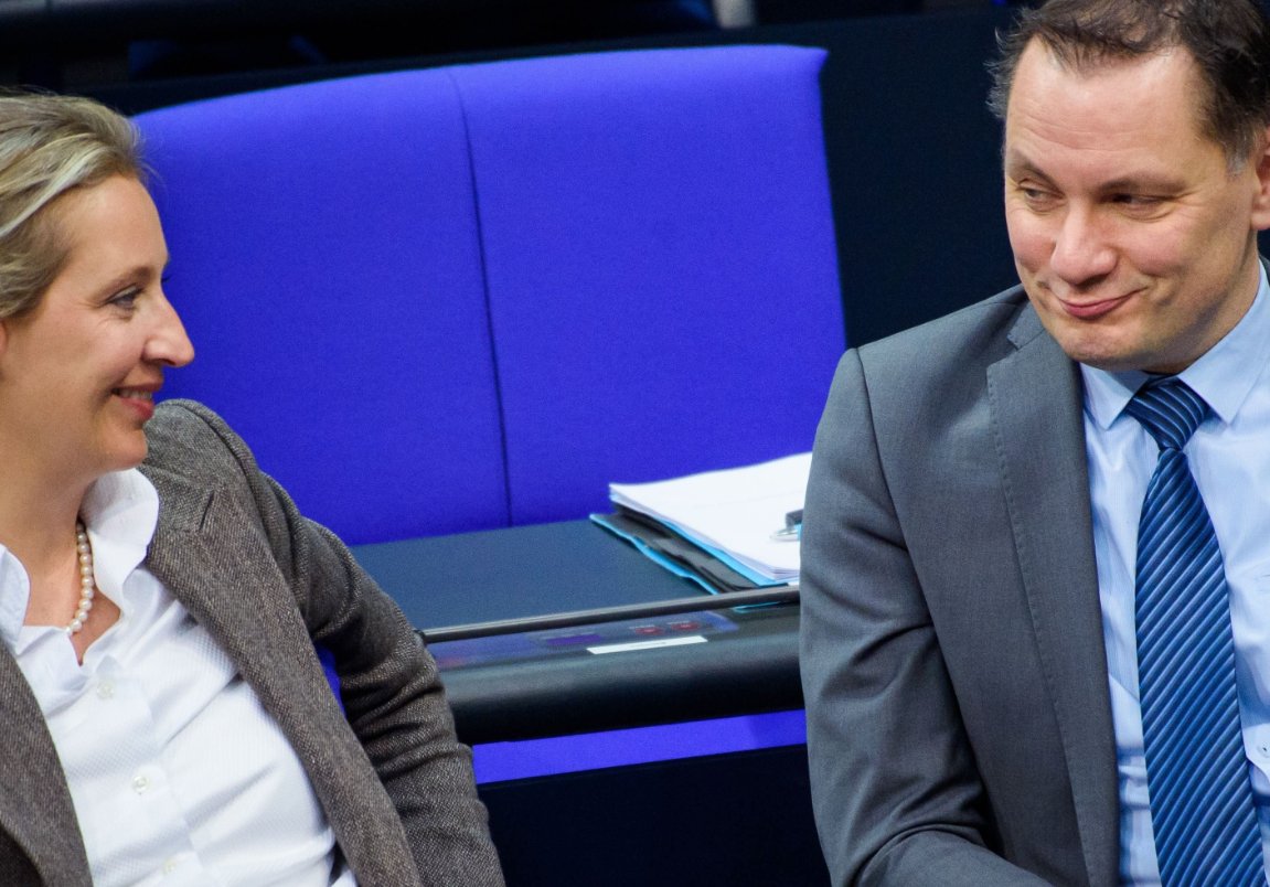 OneDestiny82's tweet image. Frohe ##Ostern ihr Lieben! 

Ich denken den beiden können wir beruhigt Deutschland anvertrauen!? 
#Tino #Alice #AfD #Chrupalla #Weidel