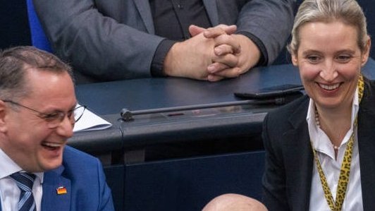 OneDestiny82's tweet image. Frohe ##Ostern ihr Lieben! 

Ich denken den beiden können wir beruhigt Deutschland anvertrauen!? 
#Tino #Alice #AfD #Chrupalla #Weidel