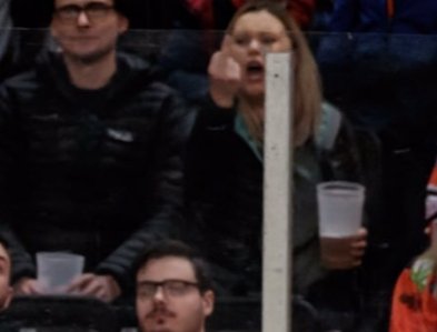 Face At The Plexi tweet media