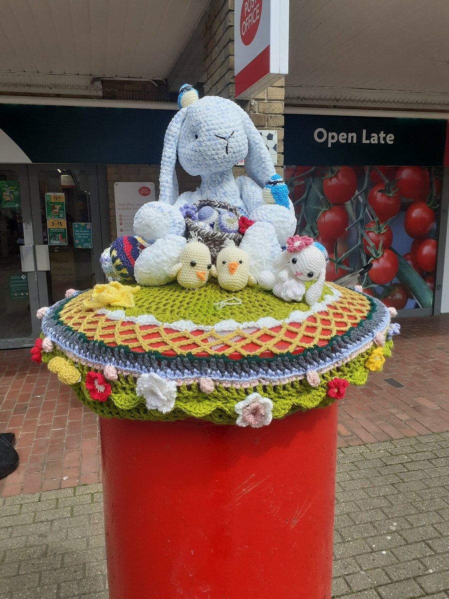 An #Easter #PostboxTopper 
for #PostboxSaturday