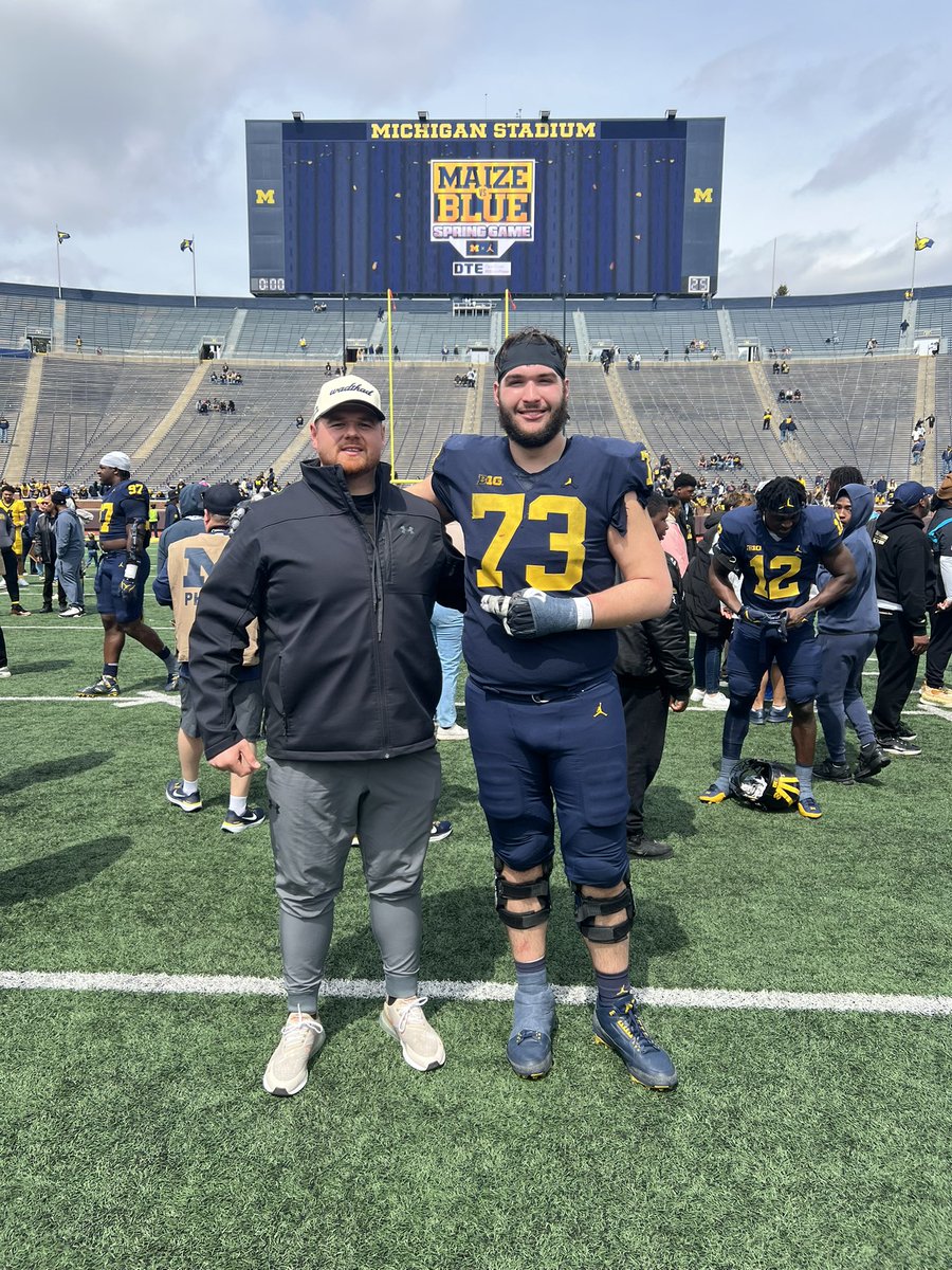Made the trip to see Big Ben in the Big House <a href="/Benroebuck75/">Ben Roebuck</a> <a href="/thelinemanlab/">The Lineman Lab™️</a>
