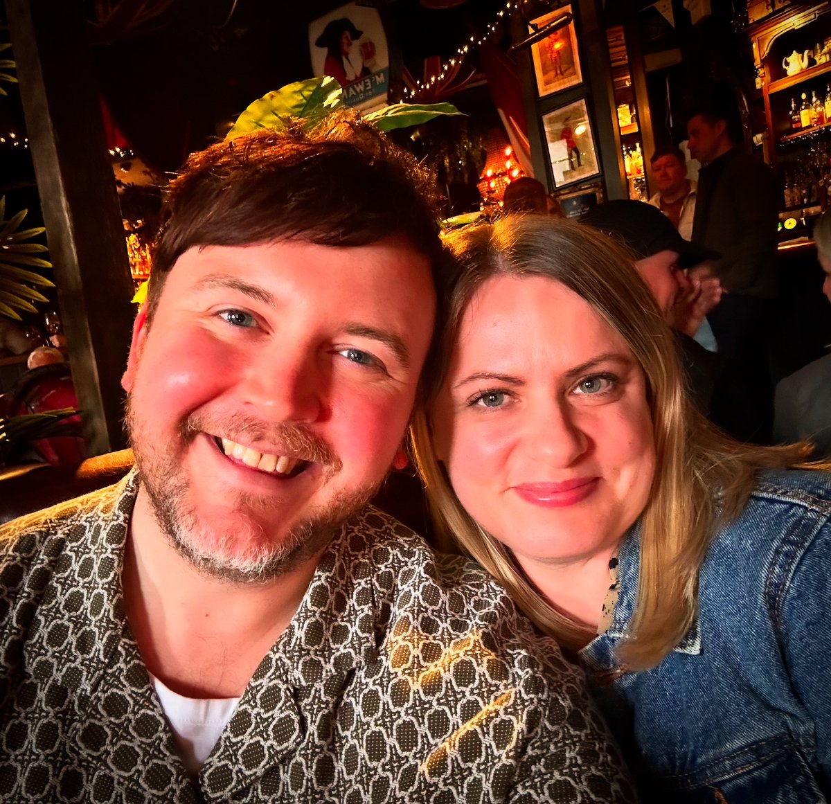 anth0190's tweet photo. Happy Easter .., with the gals 🫶 https://t.co/2dtPT5JcHr